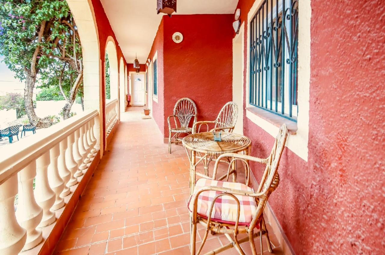 Hotel Pinkflamingo à Dénia Extérieur photo